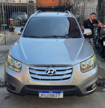 HYUNDAI SANTA FÉ 3.5 MPFI GLS V6 24V 285CV GASOLINA 4P AUTOMÁTICO HYUNDAI SANTA FÉ 3.5 MPFI GLS V6 24V 285CV GASOLINA 4P AUTOMÁTICO